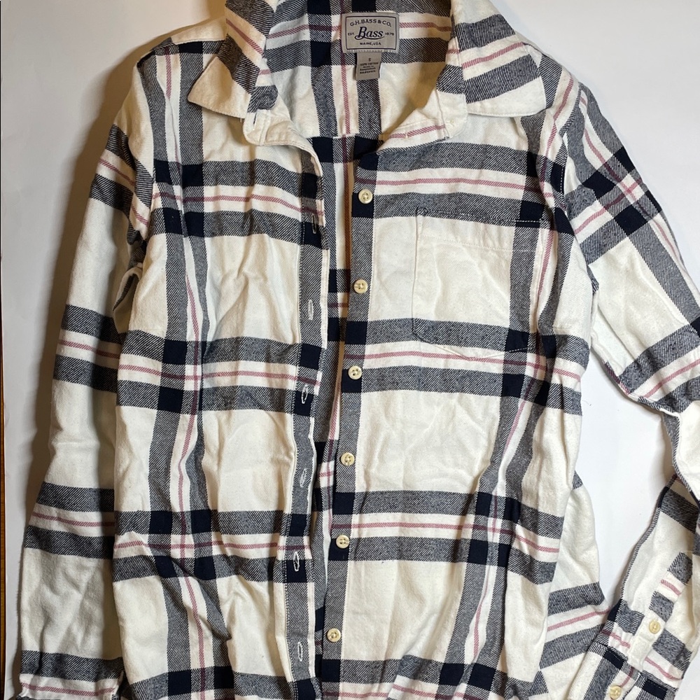 G.H. Bass & Co. Women's Plaid Button Down Shirt - Cream, Black, Red